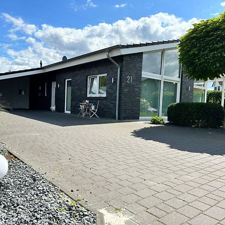 Idylisches Ferienhaus Edewecht エクステリア 写真