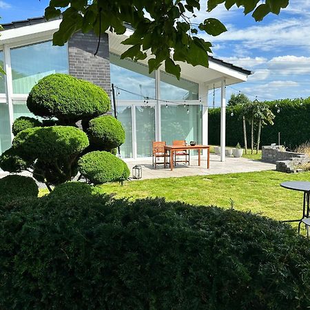 Idylisches Ferienhaus Edewecht エクステリア 写真